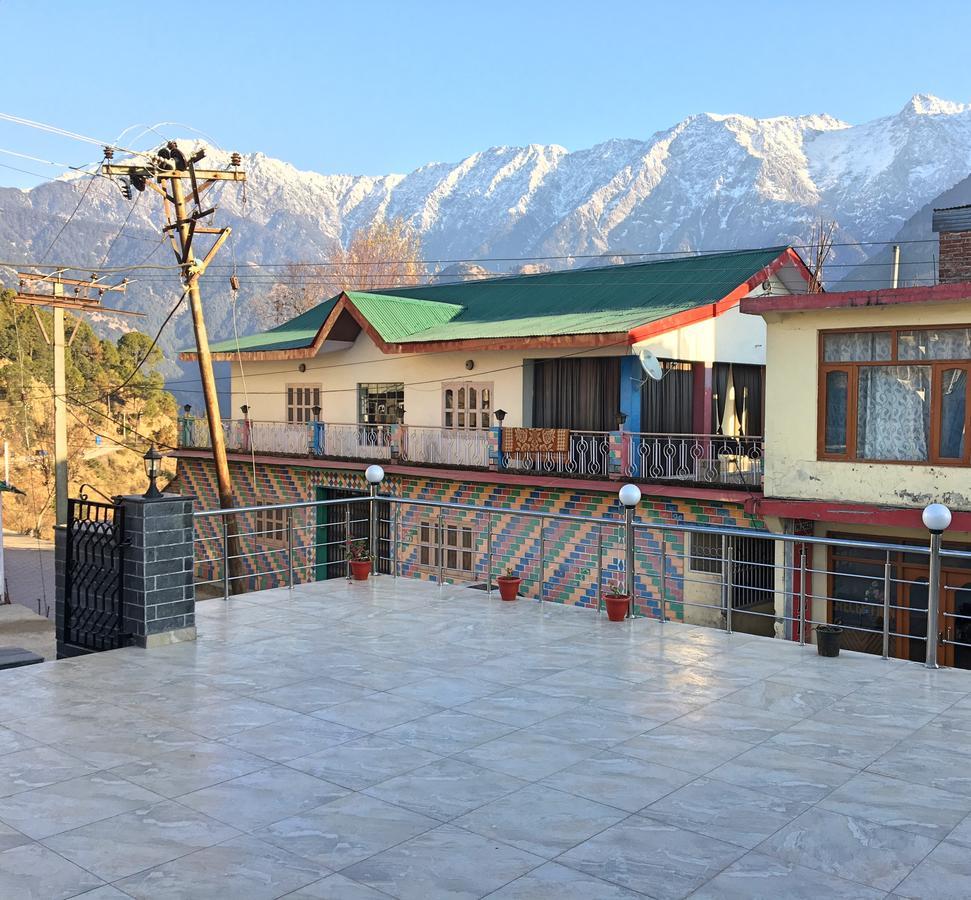 Ess & Bee Resorts Dharamshala Exteriör bild